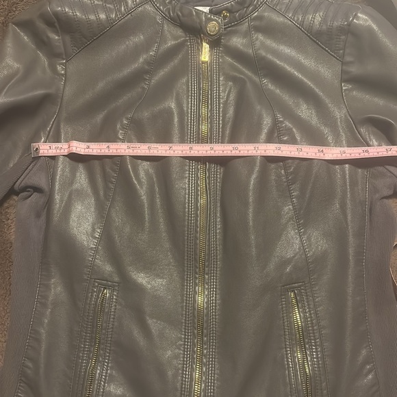 Jacket - Picture 5 of 7